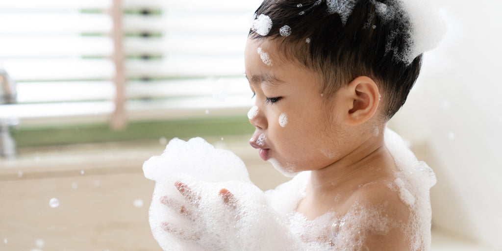How to Win the Toddler Bath Time Battle