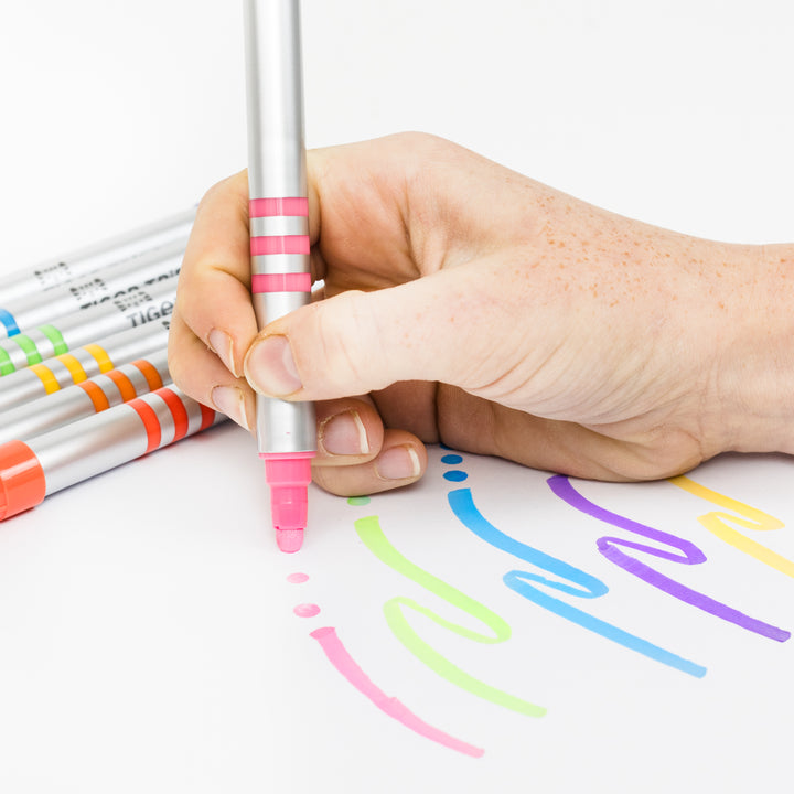 Dual-Tip Paint Pens